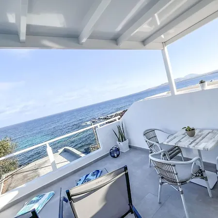 Casa Burgao With Large Seaview Terrace Lejlighed