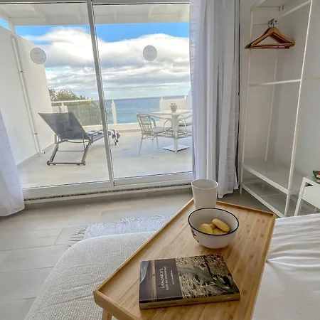 Lejlighed Casa Burgao With Large Seaview Terrace Punta Mujeres
