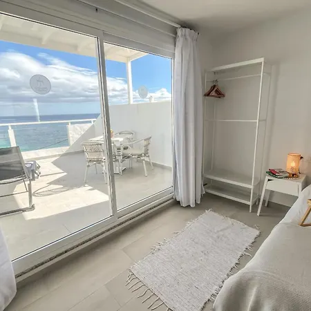 Casa Burgao With Large Seaview Terrace Punta Mujeres