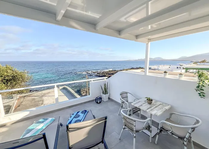 Casa Burgao With Large Seaview Terrace Lägenhet *