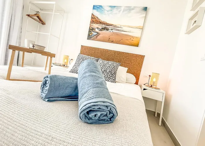 Lägenhet Casa Burgao With Large Seaview Terrace